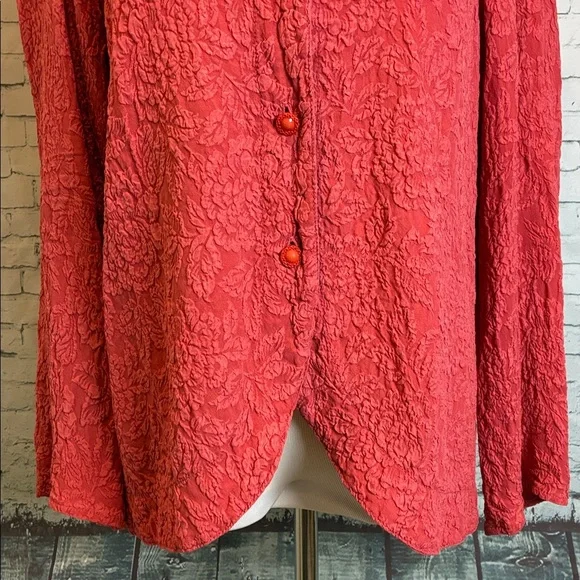 URU 100% Silk Textured Floral Top Lagenlook One Size Lagenlook USA-Made Workwear